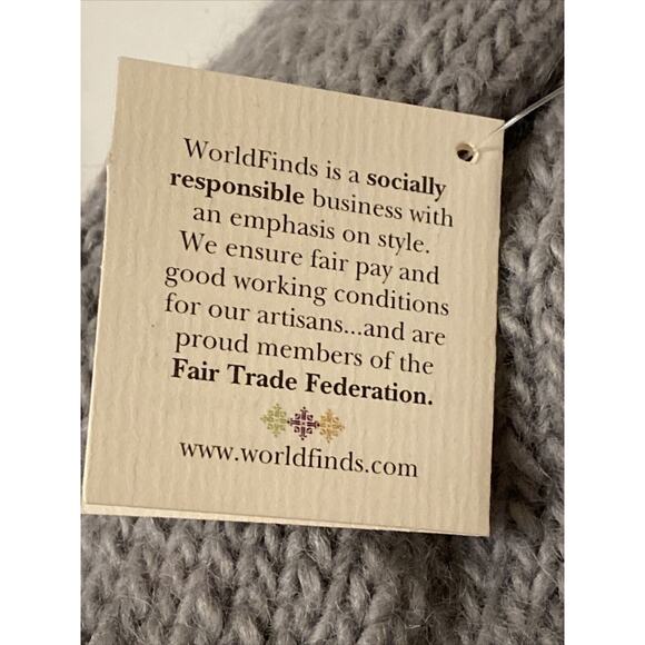 Ladies Fair Trade Handmade Nepal 100% Wool Beanie Hat Cap Set Of 2 Black Gray - Picture 8 of 9